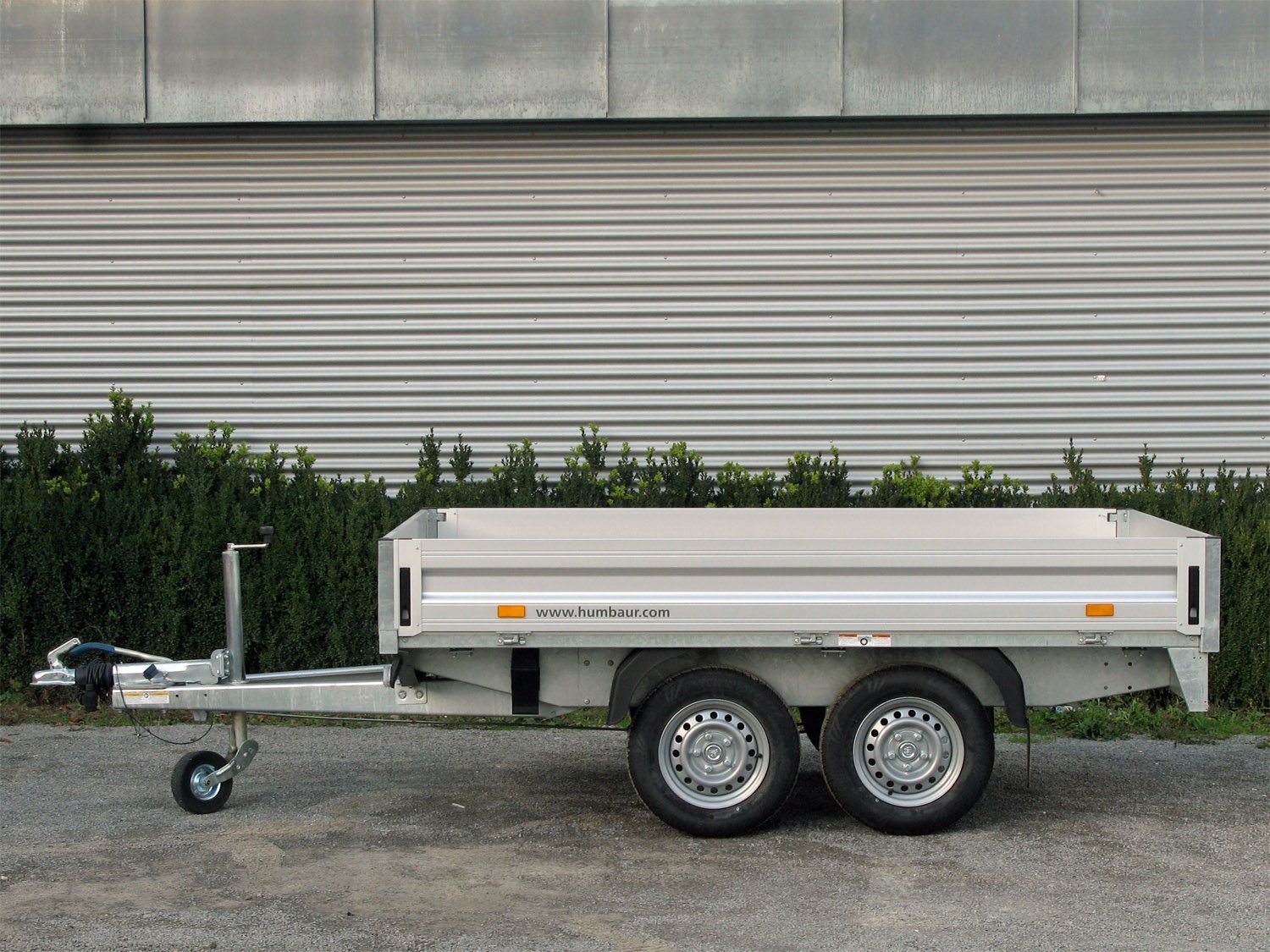Humbaur-Pritschenanhänger HT303118, 3000 kg, mit 10 Zurrösen – Ansicht 1