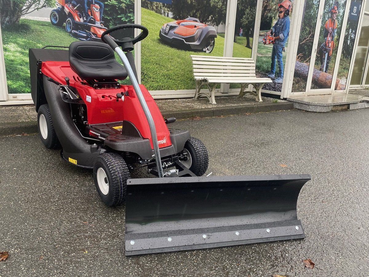 MTD 60 RDE MiniRider Aufsitzmäher mit 100 cm Schneeschild – Ansicht 1