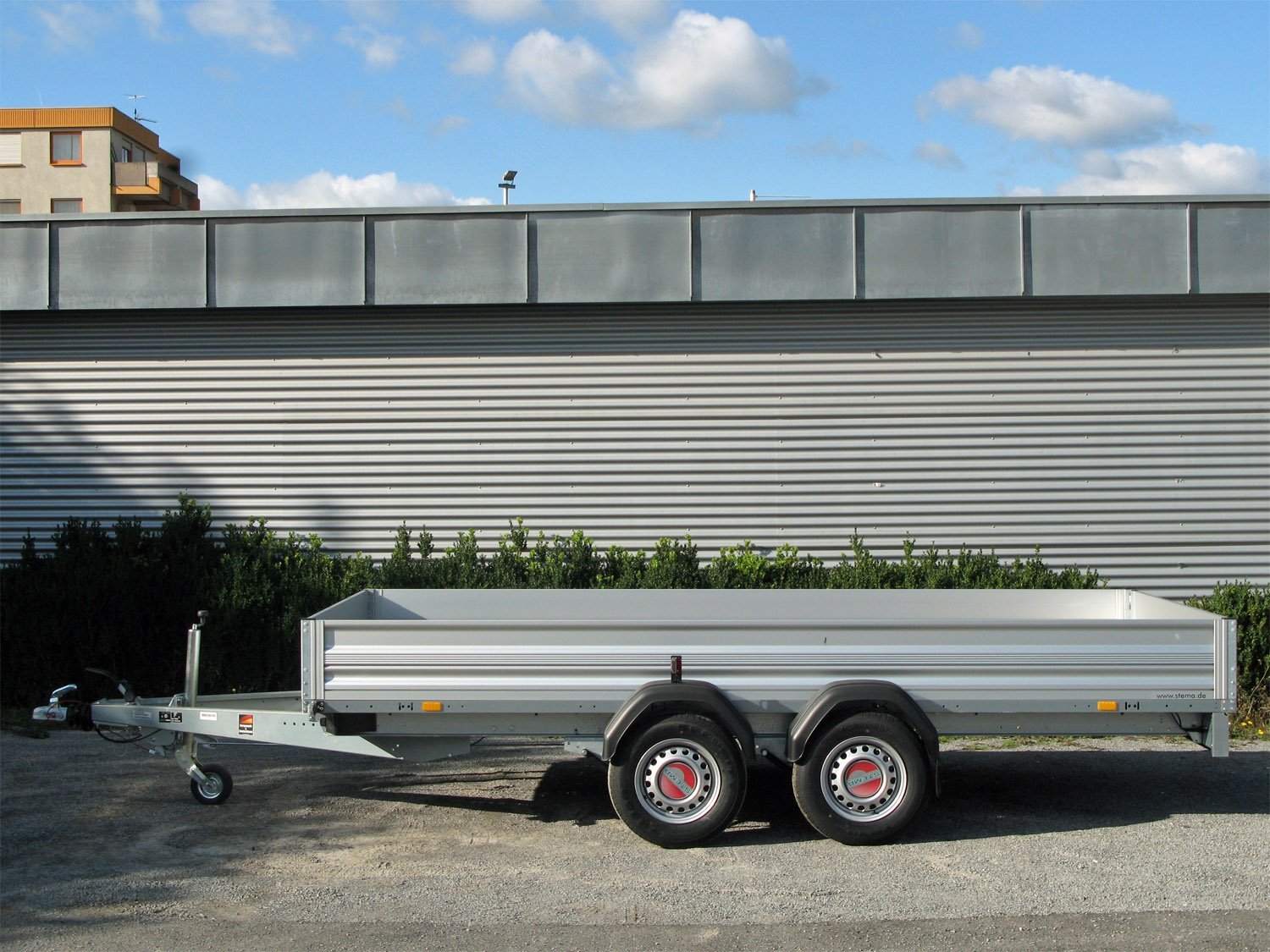 STEMA ST O2 35-40-20.2 Nutzanhänger, 3500 kg, mit Aluminium-Bordwänden – Ansicht 1