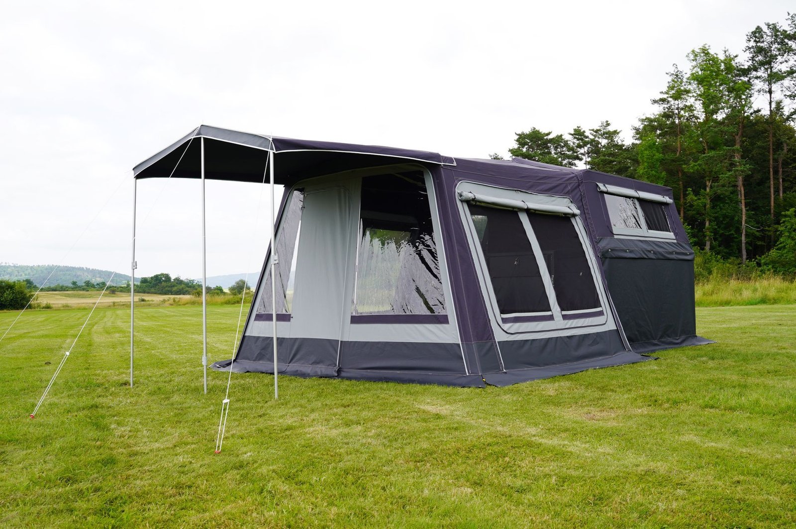 TPV KT-EU3 Street-Camper 2.0 Camping-Anhänger, 750 kg, mit Vorzelt und Bodenplatte – Ansicht 1